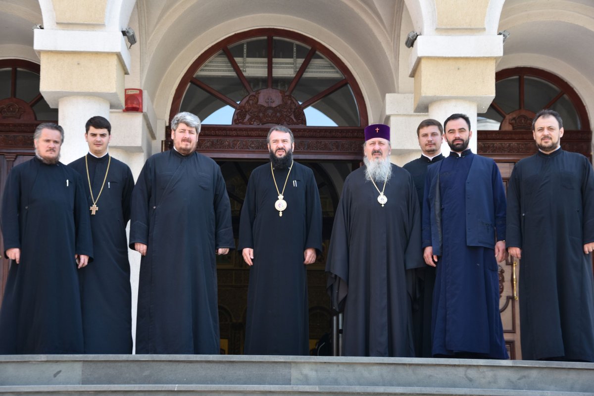 Mitropolitul Basarabiei a vizitat Episcopia Caransebeșului 36158