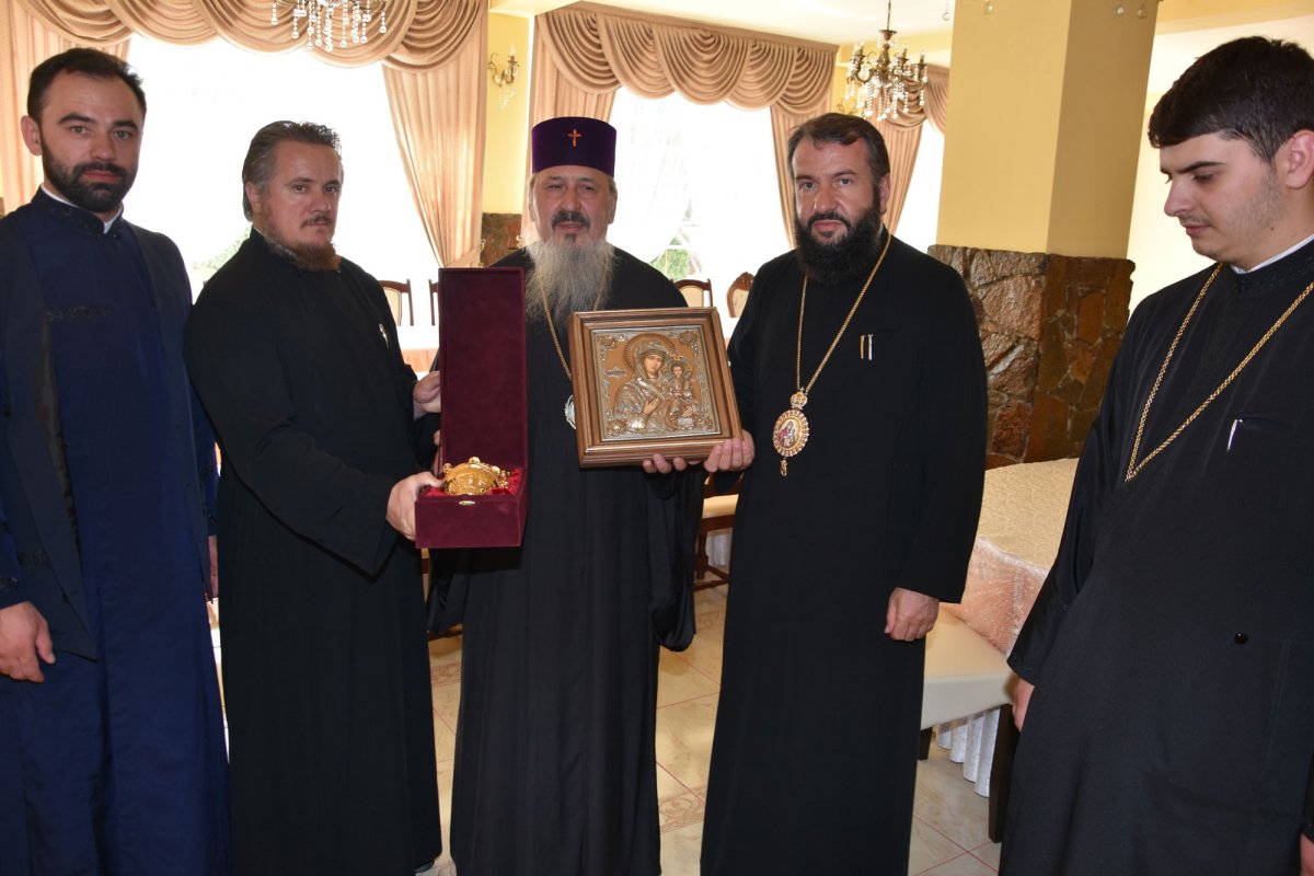 Mitropolitul Basarabiei a vizitat Episcopia Caransebeșului 36159
