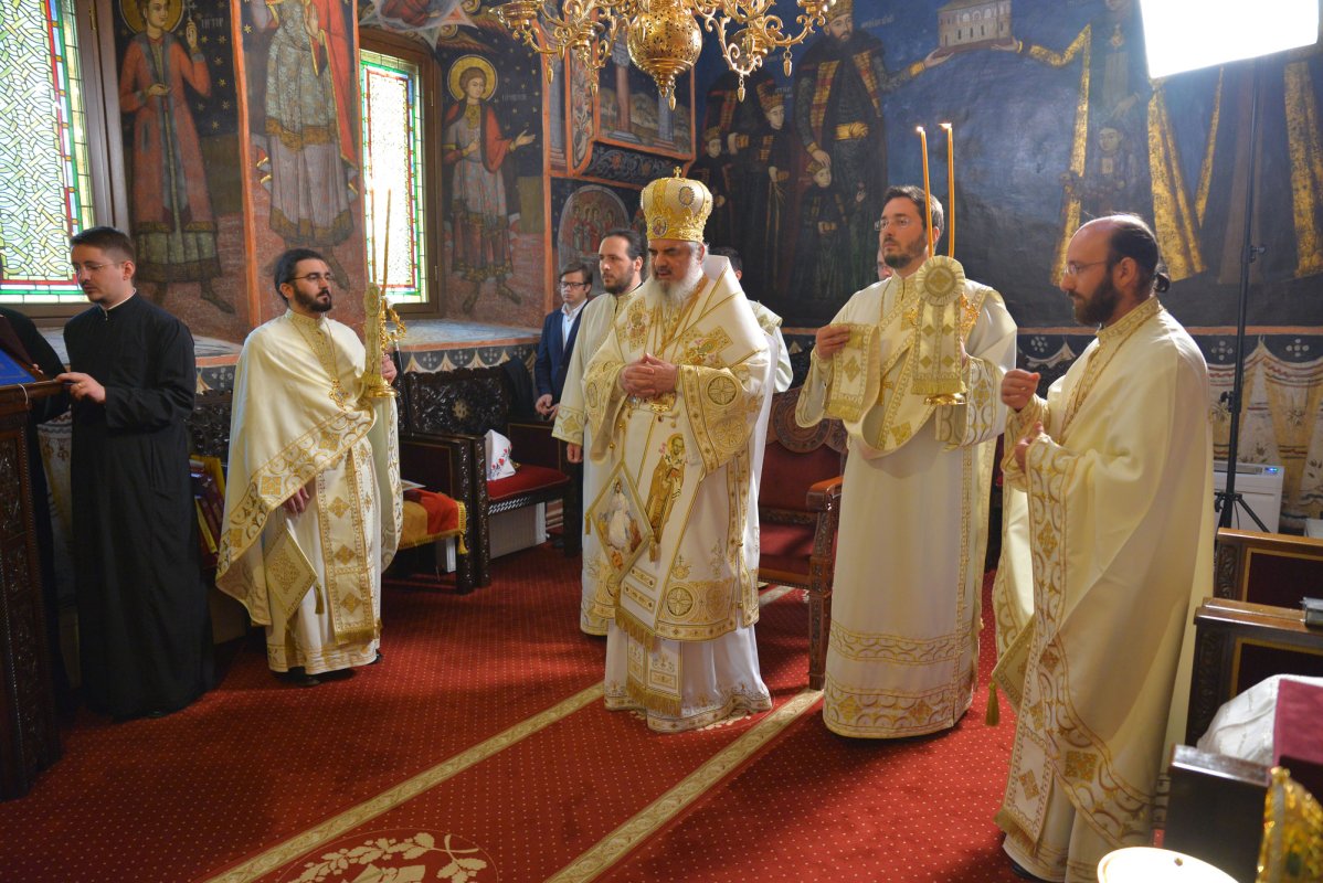 Demonizarea, înstrăinarea omului de natura sa 36081