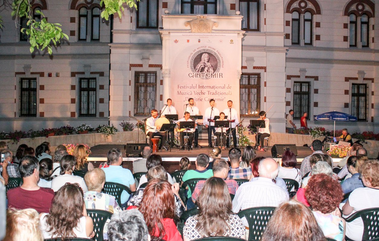 Festival internaţional de muzică veche la Galaţi 36011