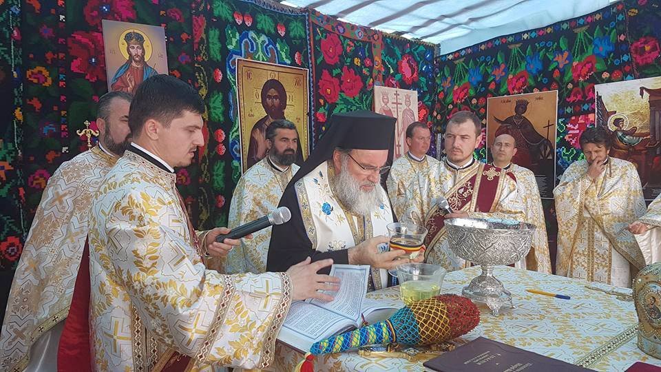 Moment istoric în Parohia Gura Văii-Bârsăneşti 35949