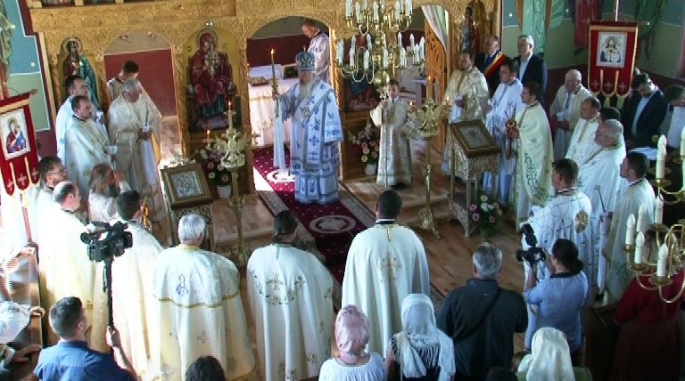 Slujiri arhiereşti în Duminica a 5-a după Rusalii 35961