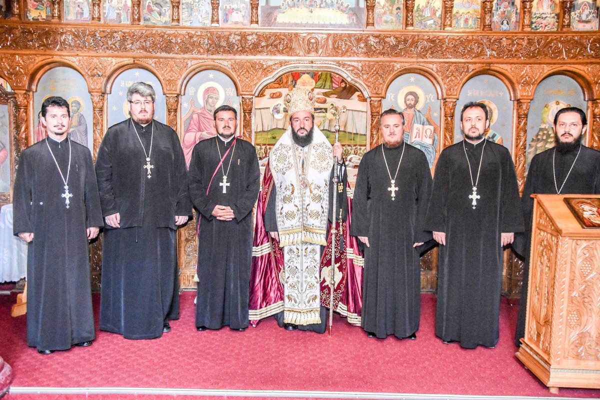 A fost instalat noul protopop al Protopopiatului Băile Herculane 35910