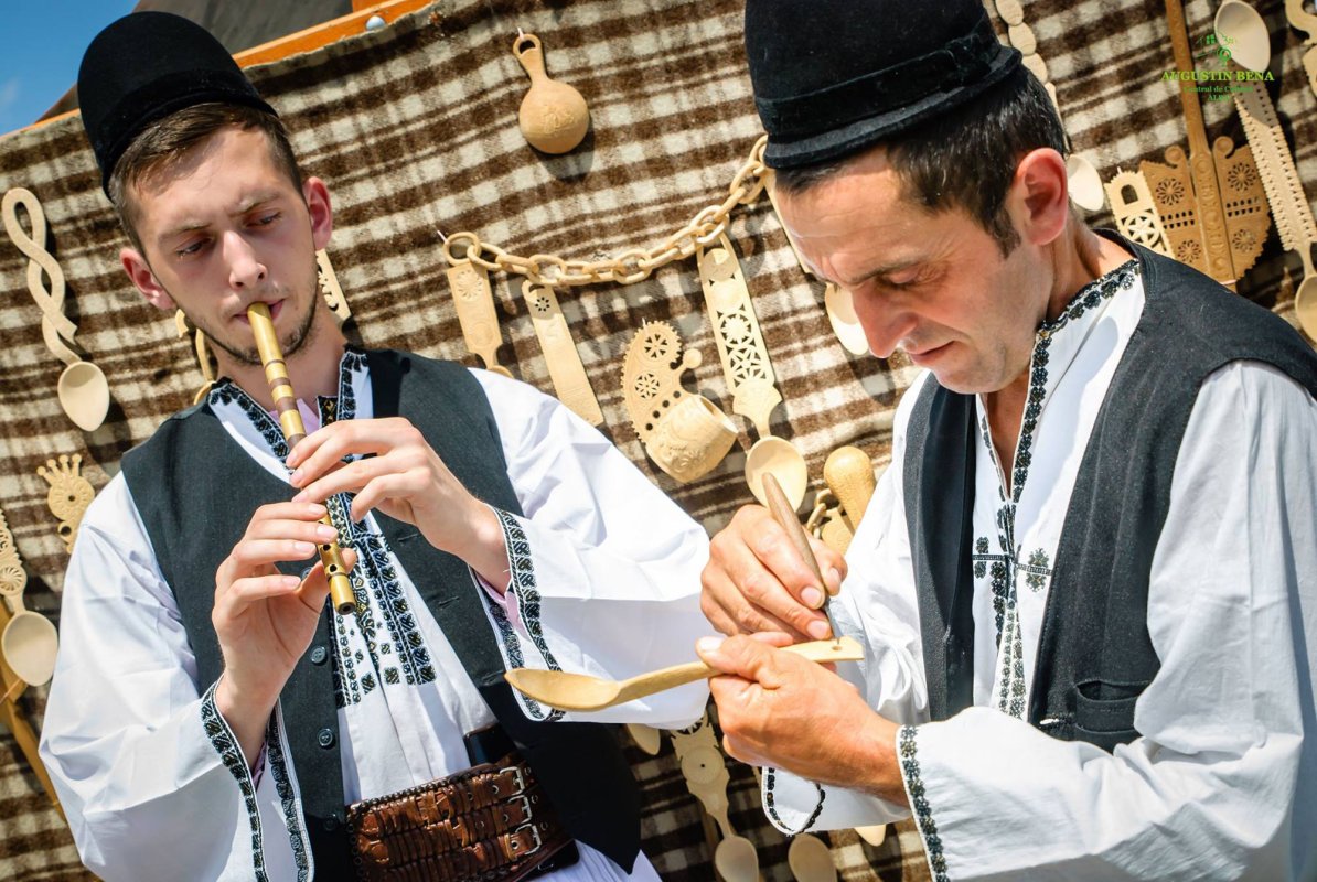 Festival-concurs de tradiţii şi obiceiuri „Cultură pentru Cultură” 35901