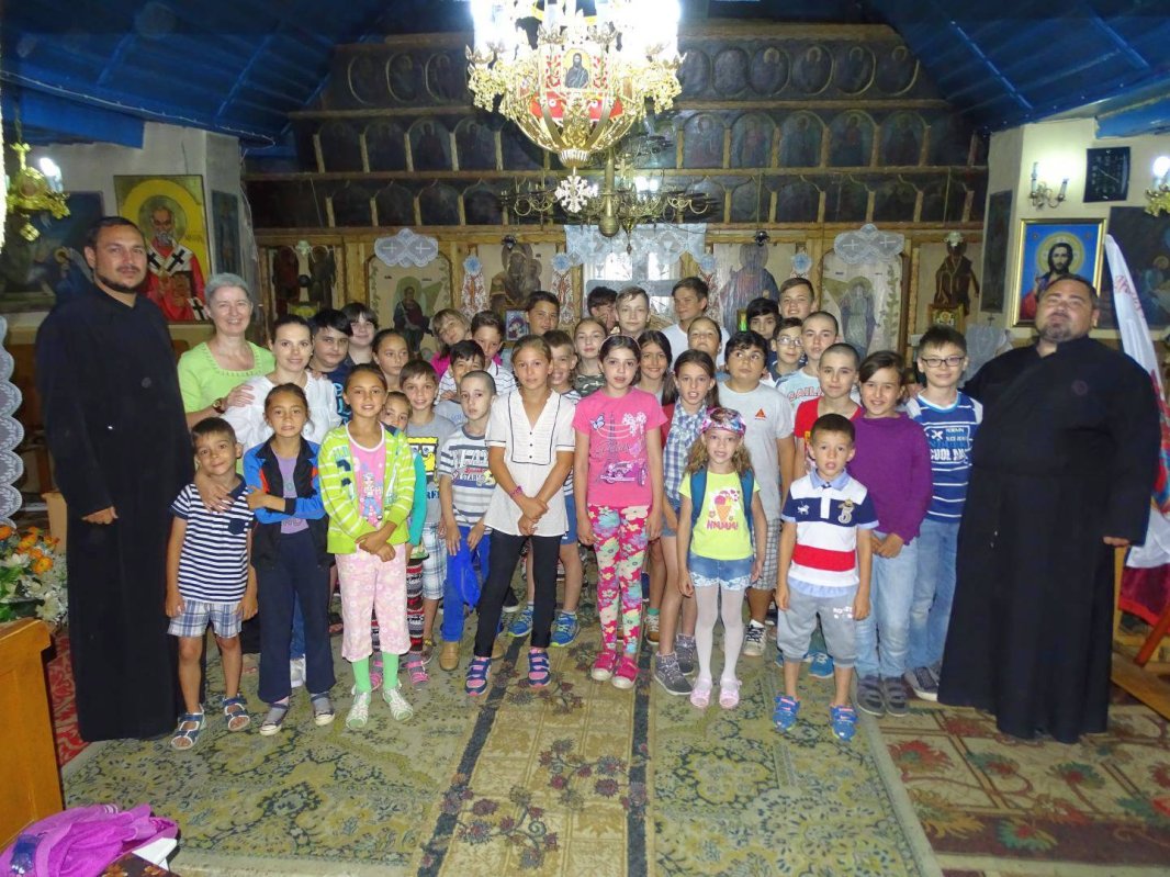 „Şcoală de vară“ în Parohia Podiş 35888