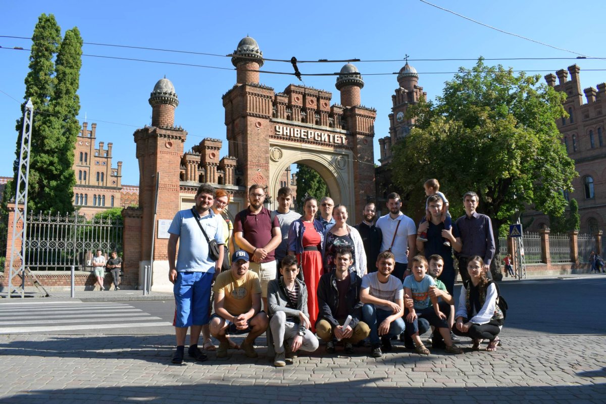 Tineri pe urmele sfinţilor kieveni 35877