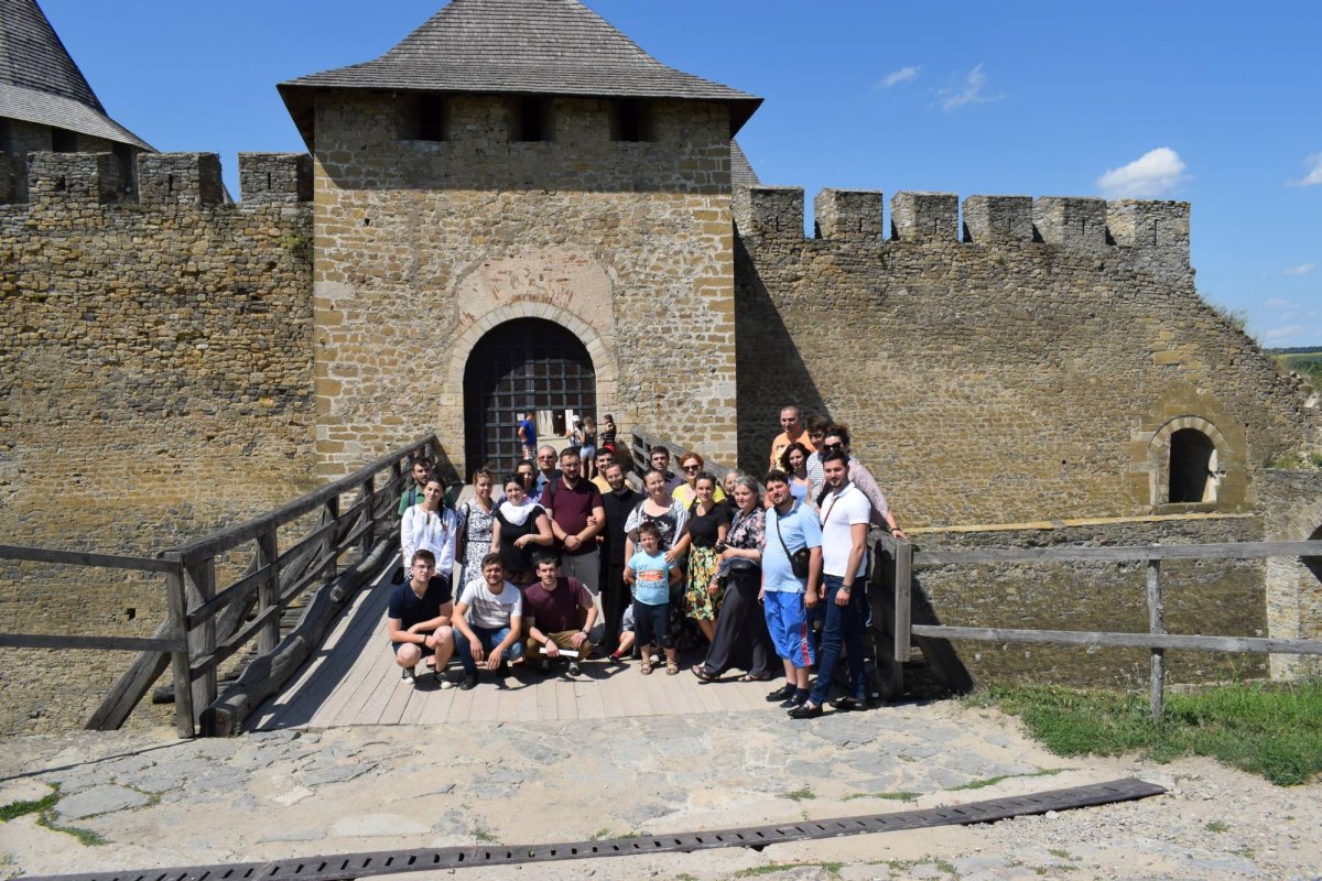 Tineri pe urmele sfinţilor kieveni 35881