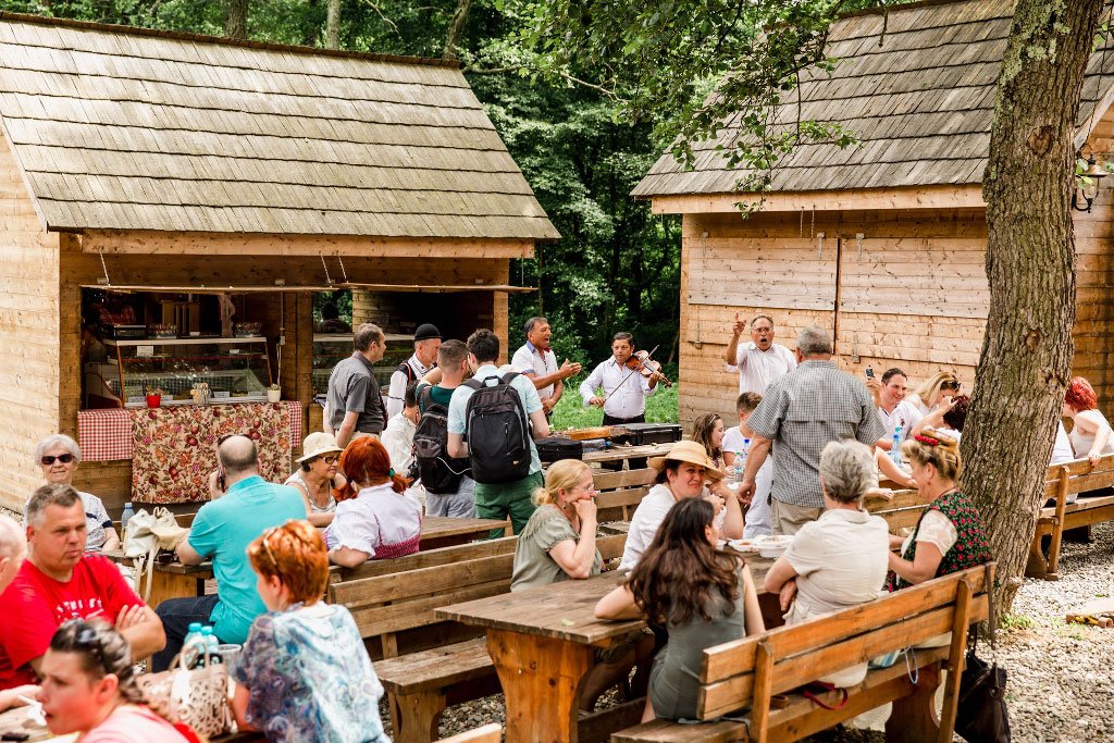 „ASTRA Multicultural”, la Muzeul în aer liber din Dumbrava Sibiului 35855