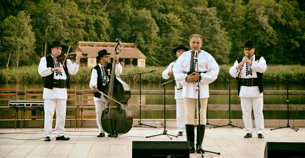 „ASTRA Multicultural”, la Muzeul în aer liber din Dumbrava Sibiului 35857