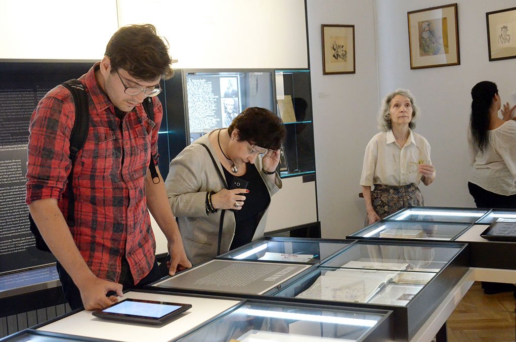 O călătorie pe marea istoriei literaturii române 35815