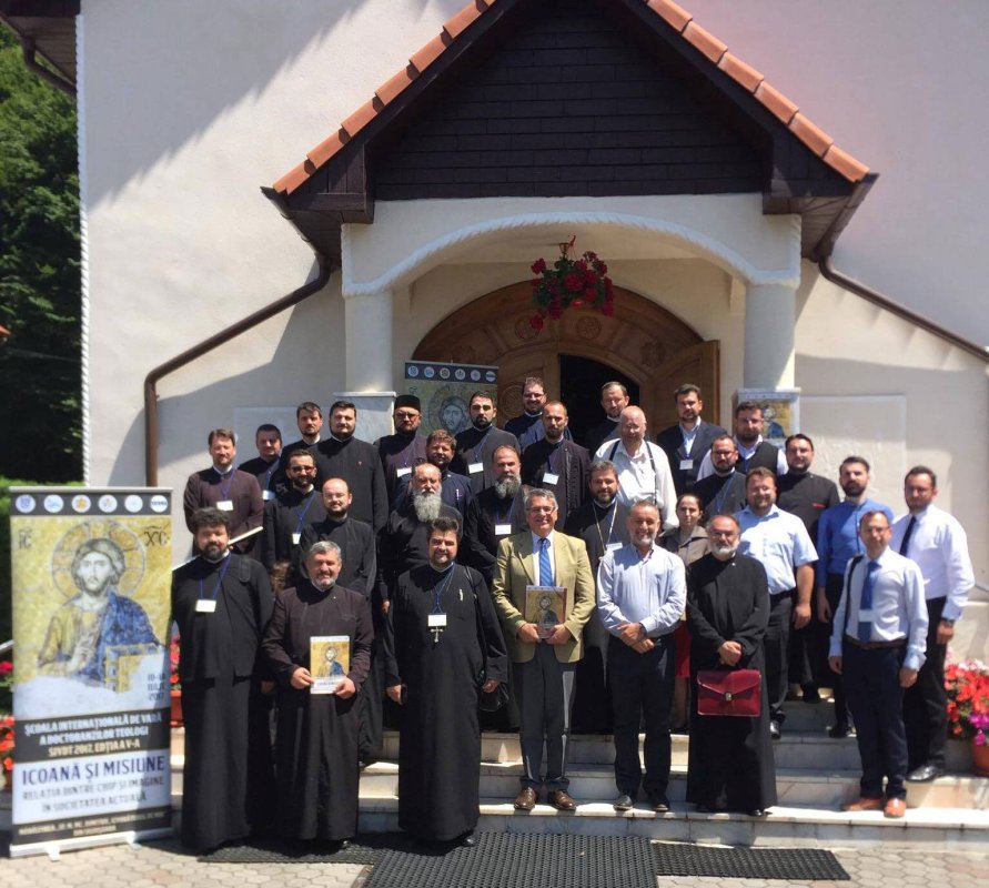Școala Internațională de Vară a Doctoranzilor Teologi, la Mănăstirea „Sfântul Mare Mucenic Dimitrie, Izvorâtorul de Mir” din Sighișoara 35853
