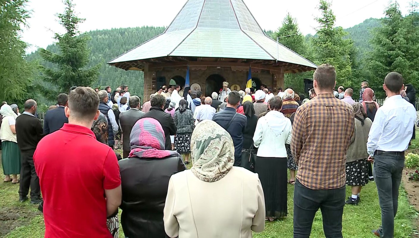 Hramul mănăstirii de la Măgura Jina, judeţul Sibiu 35746