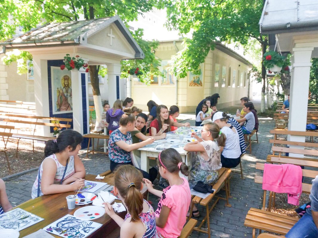 Tabăra de creaţie „Icoana mea” la Timișoara 35765