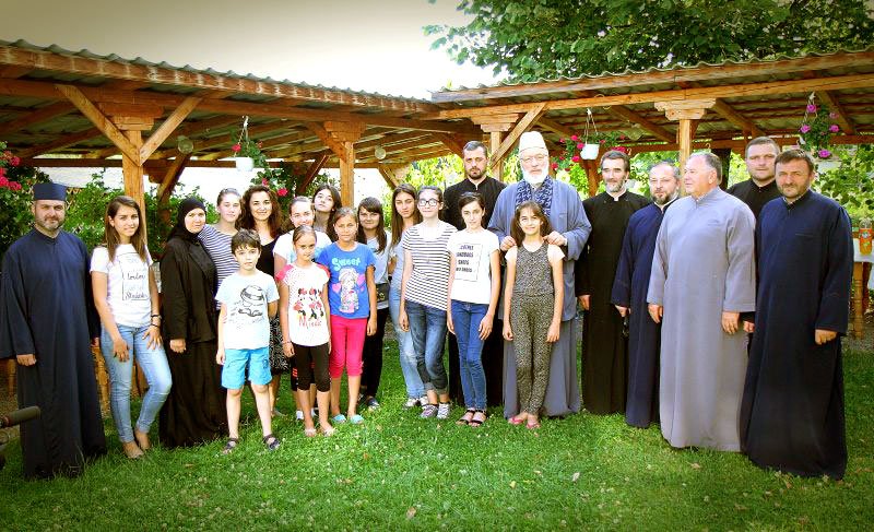 Tabără de creaţie la Mănăstirea Văleni, Argeş 35794