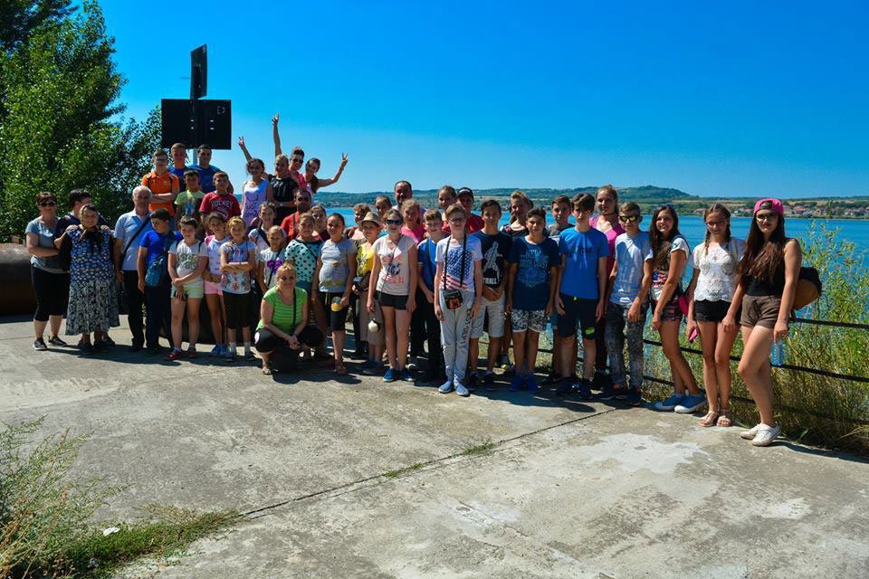 Excursie în dar copiilor din Hărţăgani, Brad 35671