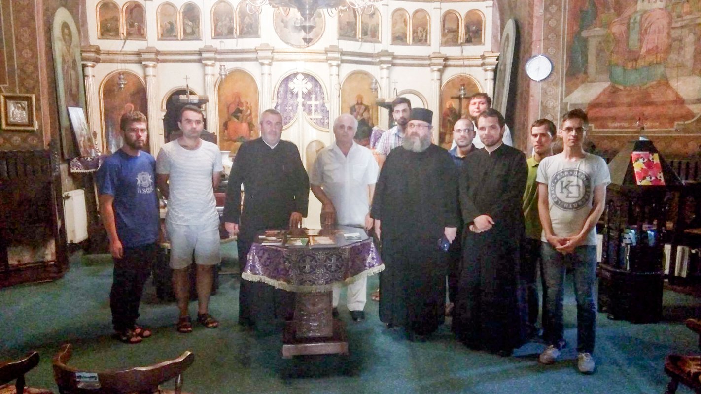 Mărturisiri despre părintele Gheorghe Calciu 35680