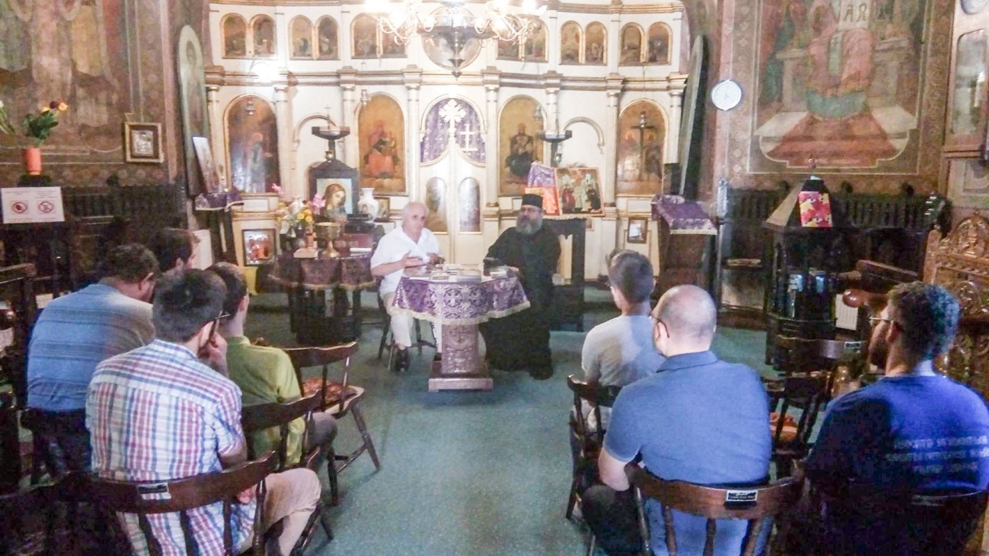 Mărturisiri despre părintele Gheorghe Calciu 35683