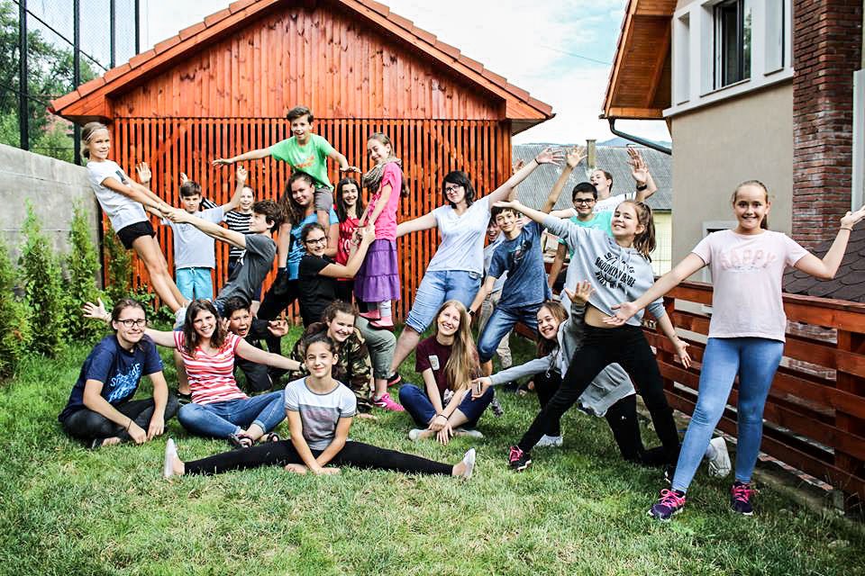 Prezența în tabere înseamnă o binecuvântare atât pentru participanți, cât și pentru voluntari 35630