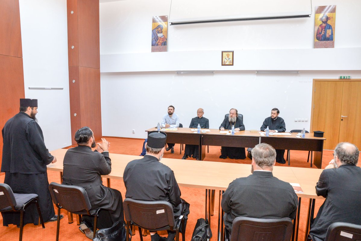 Promovare profesională pentru clericii din  Mitropolia Munteniei și Dobrogei 35635