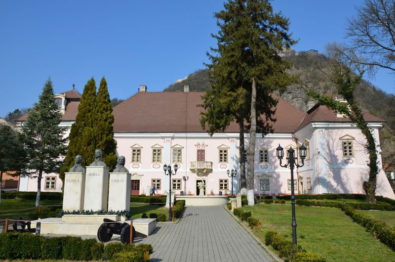 Festivalul internaţional de operă „Hunedoara Lirică” 35574