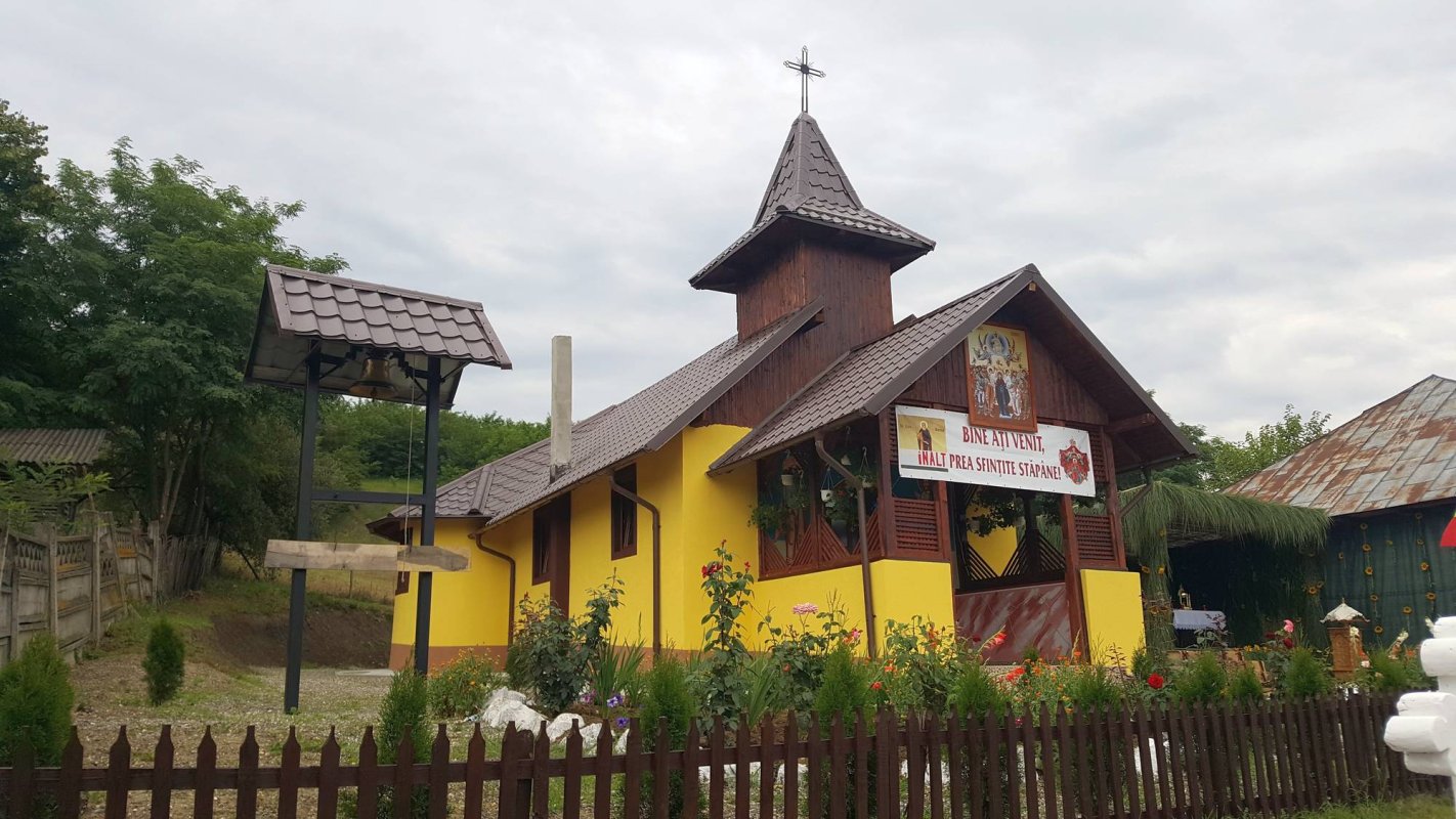 Biserica „Înălţarea Domnului“ din Pradaiş a fost sfinţită 35471