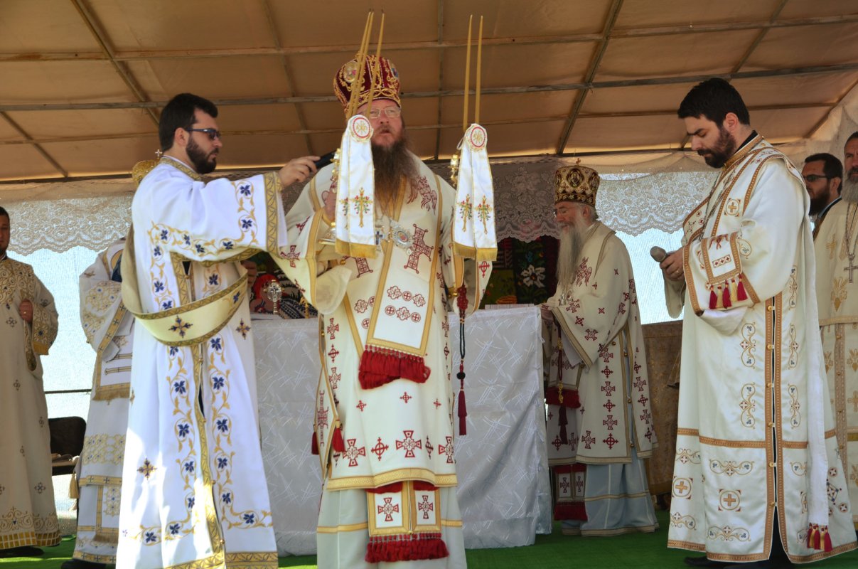 Mehedinţenii din Godeanu au sărbătorit Ciumarca 35498