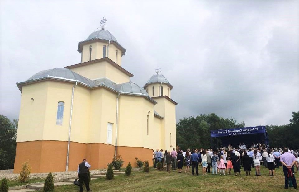 Slujiri arhierești în Duminica a 6-a după Rusalii 35484