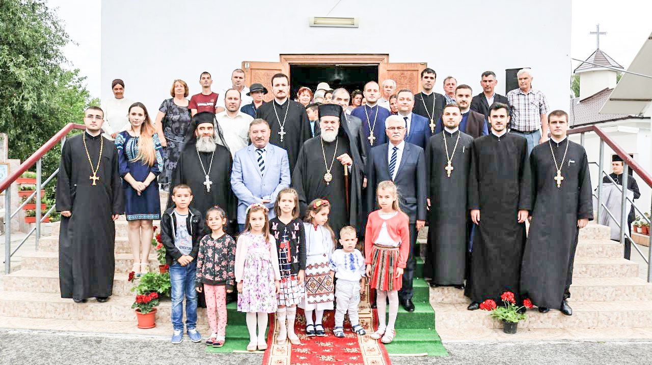 Slujiri arhiereşti în Muntenia şi Dobrogea 35525
