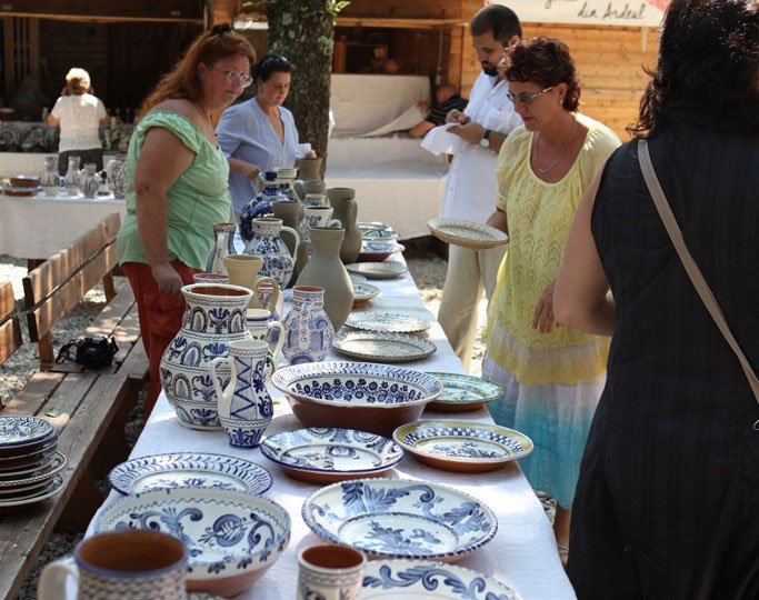 Târgul „Frumos. Ceramic. Folositor. Ceramica de Saschiz” 35492