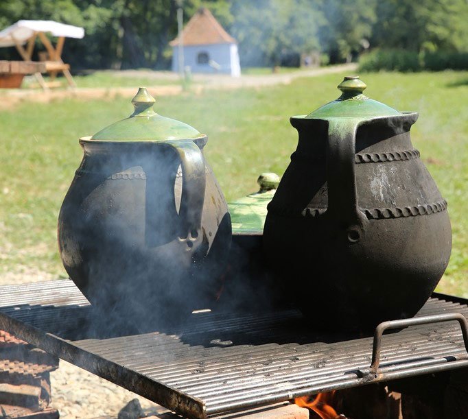 Târgul „Frumos. Ceramic. Folositor. Ceramica de Saschiz” 35494