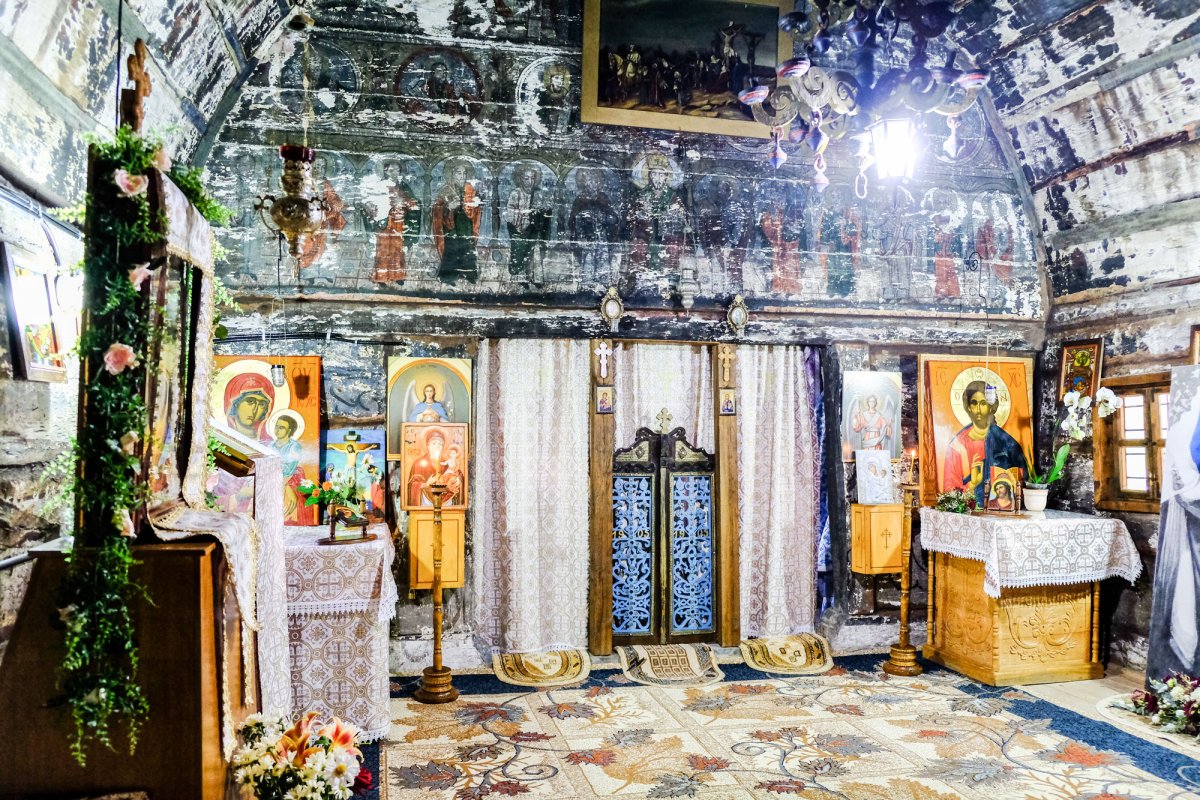 Bic, mănăstirea care s-a zidit mai întâi în cer 35422