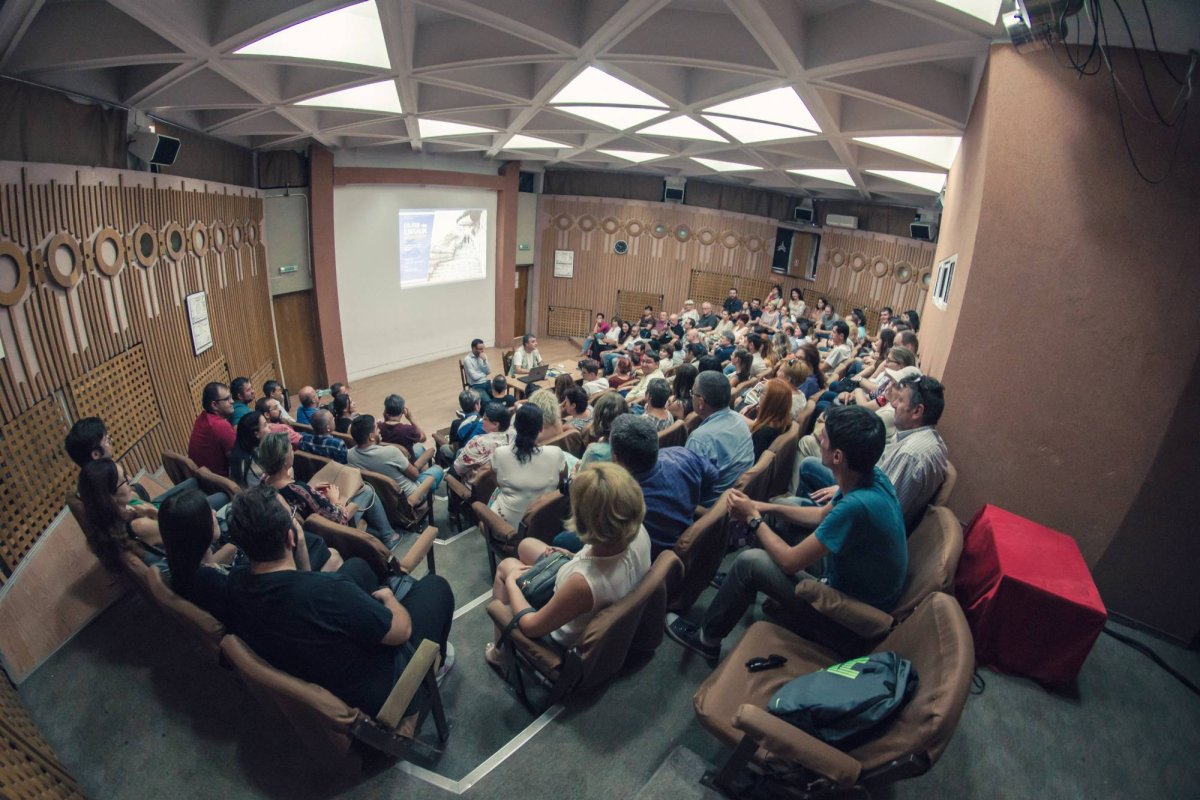 Expoziţiile „Călător prin Ierusalim“ şi „Urme“, vernisate la Iaşi 35358