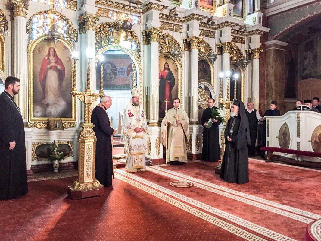 Preasfințitul Emilian Crișanul și-a sărbătorit ocrotitorul 35379