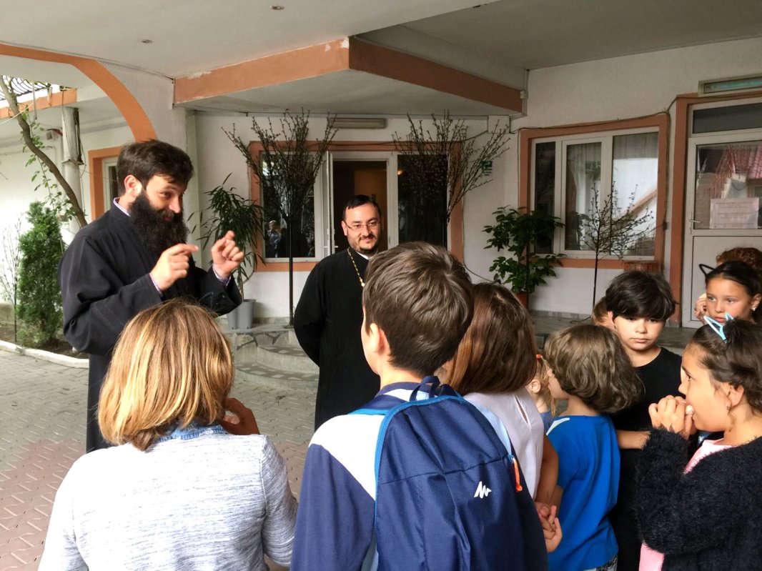 Tabere sociale la Vălenii de Munte 35404