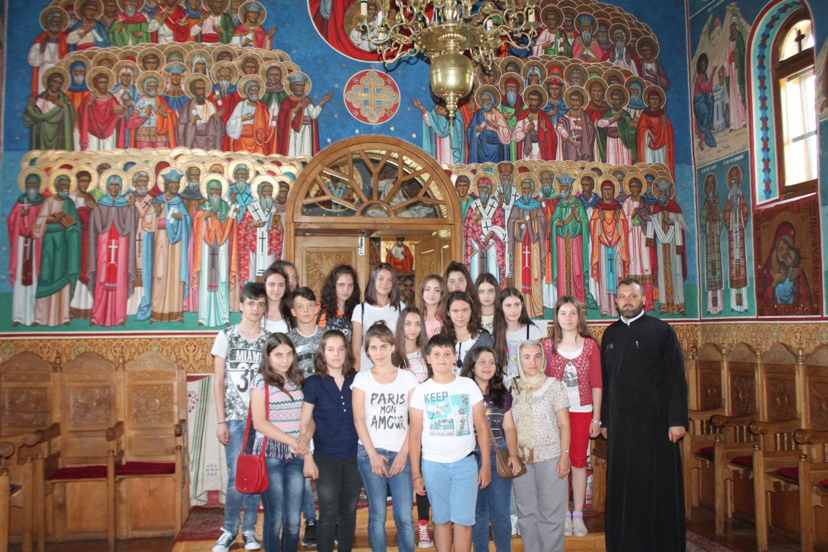 Cu Hristos pe cărările vacanței 35346