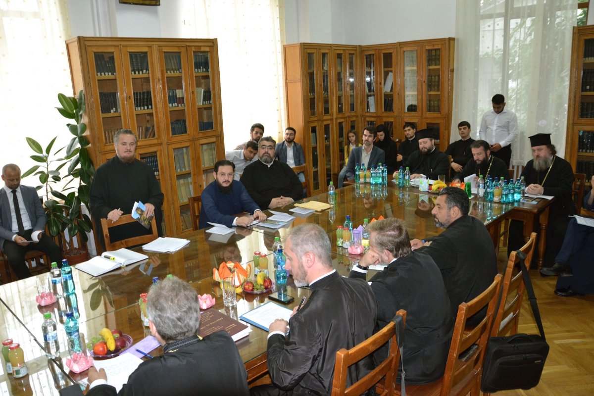 Un nou doctor în teologie în Episcopia Caransebeșului 35137