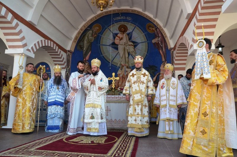 Slujiri arhierești în Mitropolia Munteniei și Dobrogei 35071