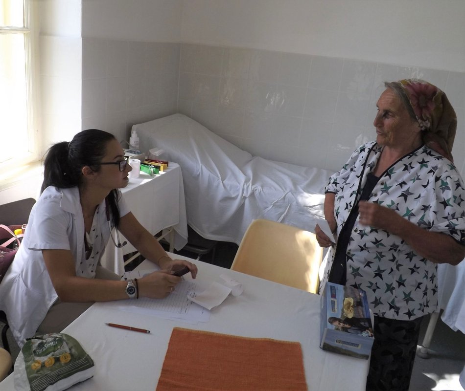 Campania „Sănătate pentru sate” a ajuns la Viscri, Brașov 34985