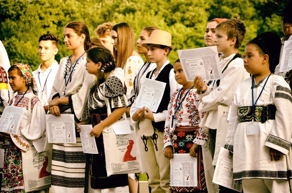 Olimpiada națională „Meşteşuguri artistice tradiţionale” 34990