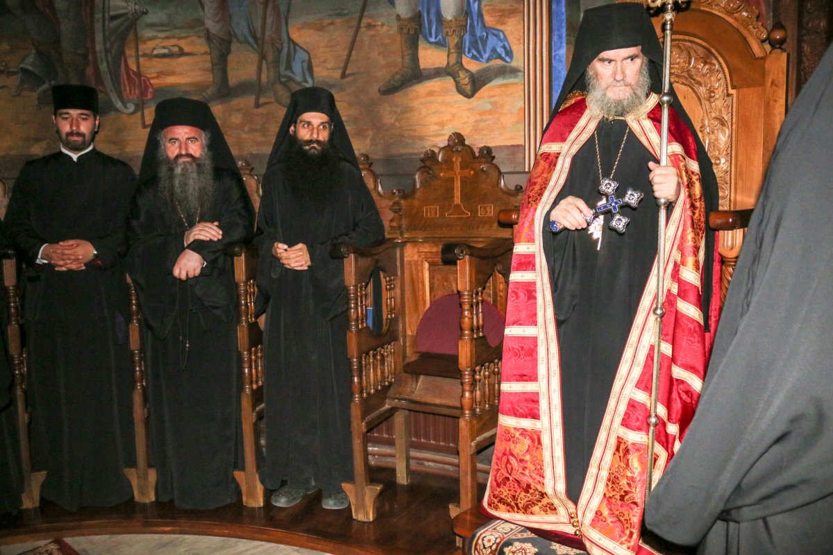 Sărbătoare la Schitul Prodromu 35024