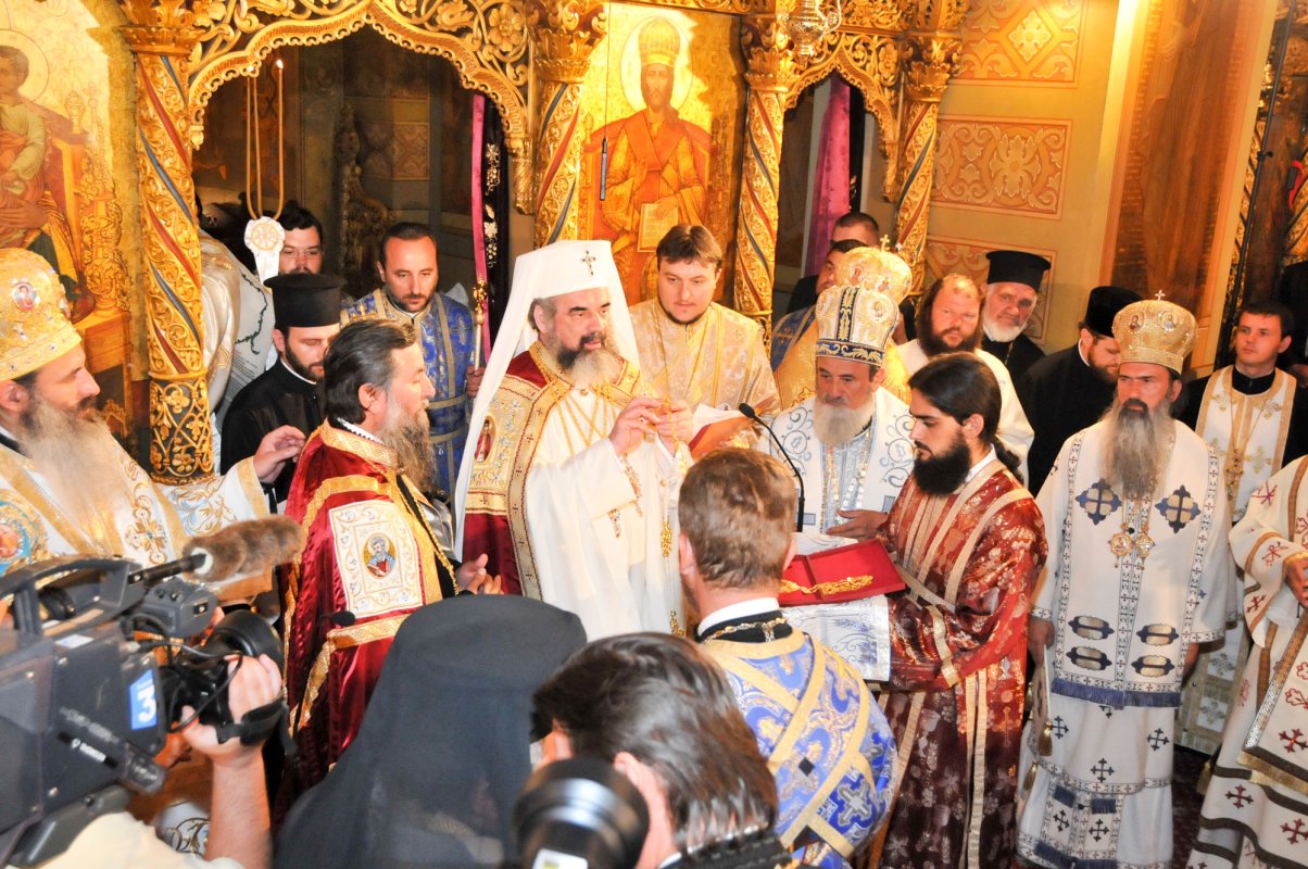 Prinos de recunoştinţă  la ceas de sărbătoare 34934