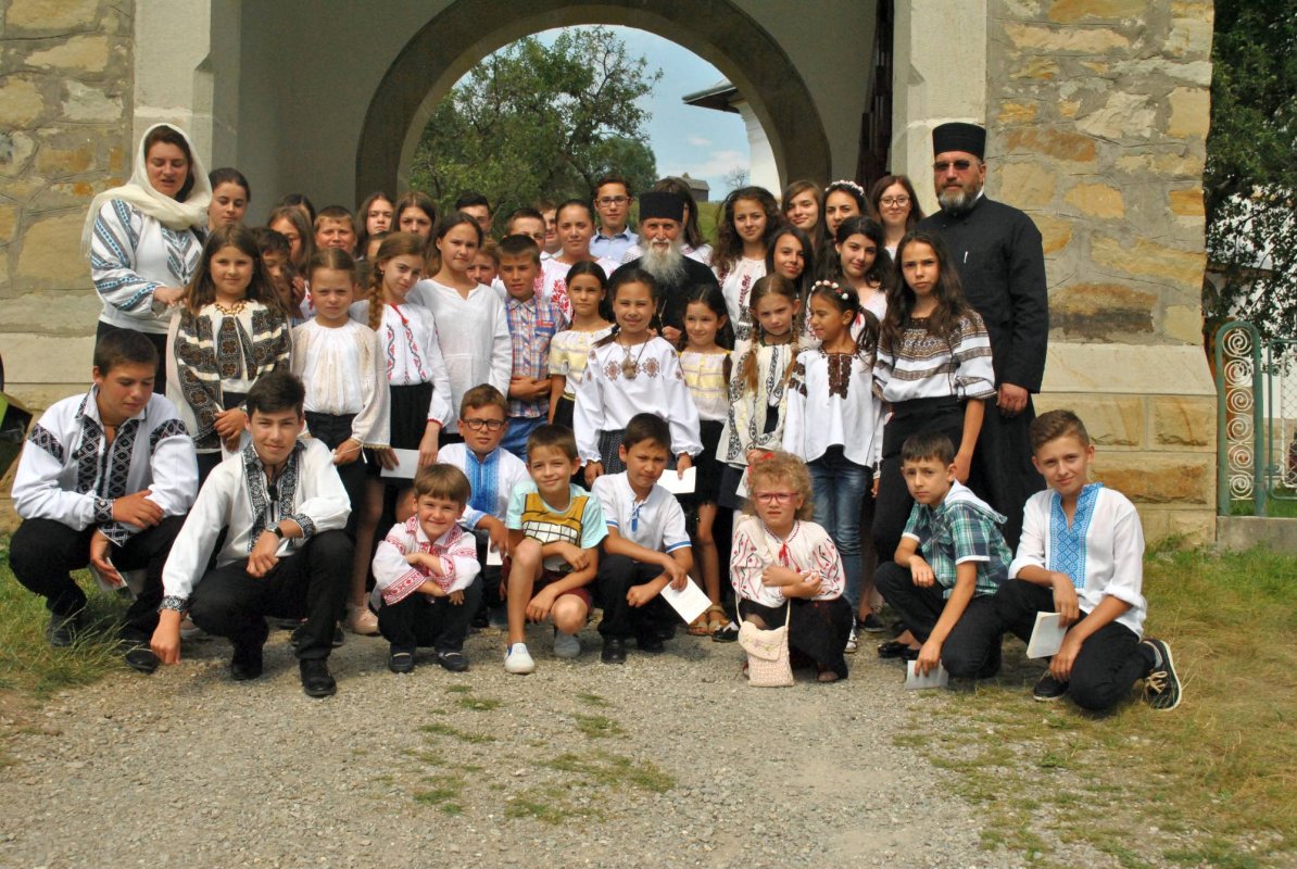 Tabăra „Vacanţă în tinda Bisericii“, la a II-a ediţie 34864