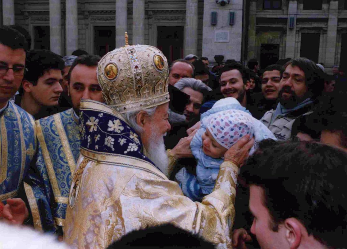 „Delicatețea lui spărgea orice barieră a protocolului” 34846