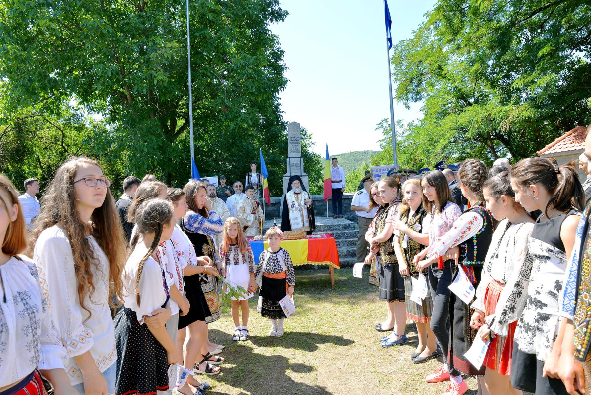 Cinstire și recunoștință eroilor la Bogdănești, Bacău 34738
