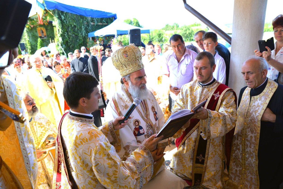 Cinstire și recunoștință eroilor la Bogdănești, Bacău 34741