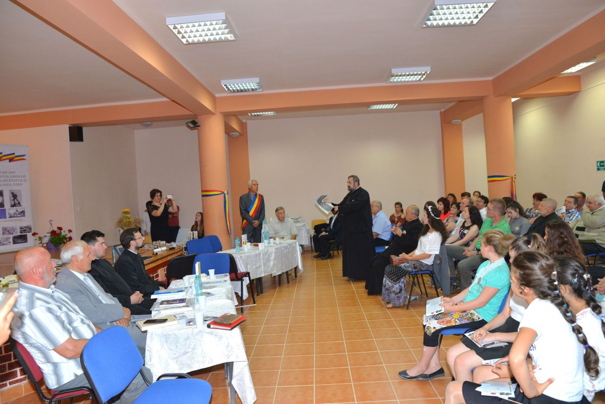 Cinstire și recunoștință eroilor la Bogdănești, Bacău 34748