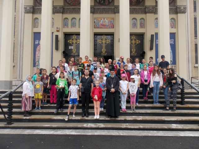 Tabără catehetică la Mănăstirea Strâmba, județul Sălaj 34725