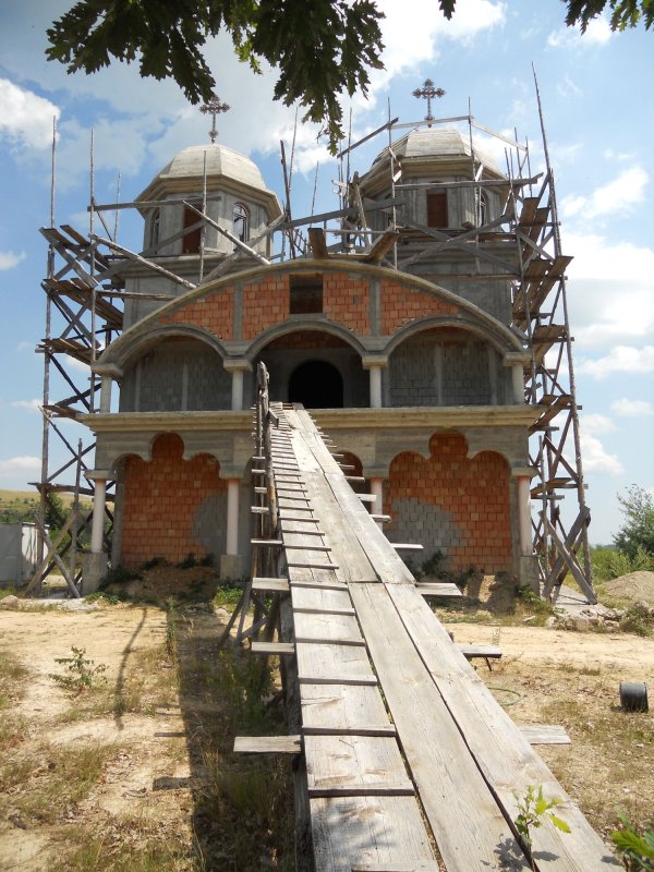 Preoteasa, satul ce renaște  din sine și din credință 34600