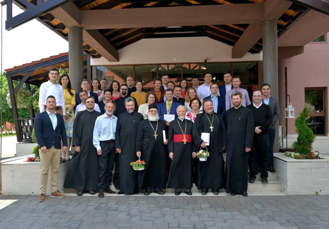 Promoţia 2002-2007 a Seminarului Teologic Liceal Ortodox din Suceava a sărbătorit 10 ani de la absolvire 34572