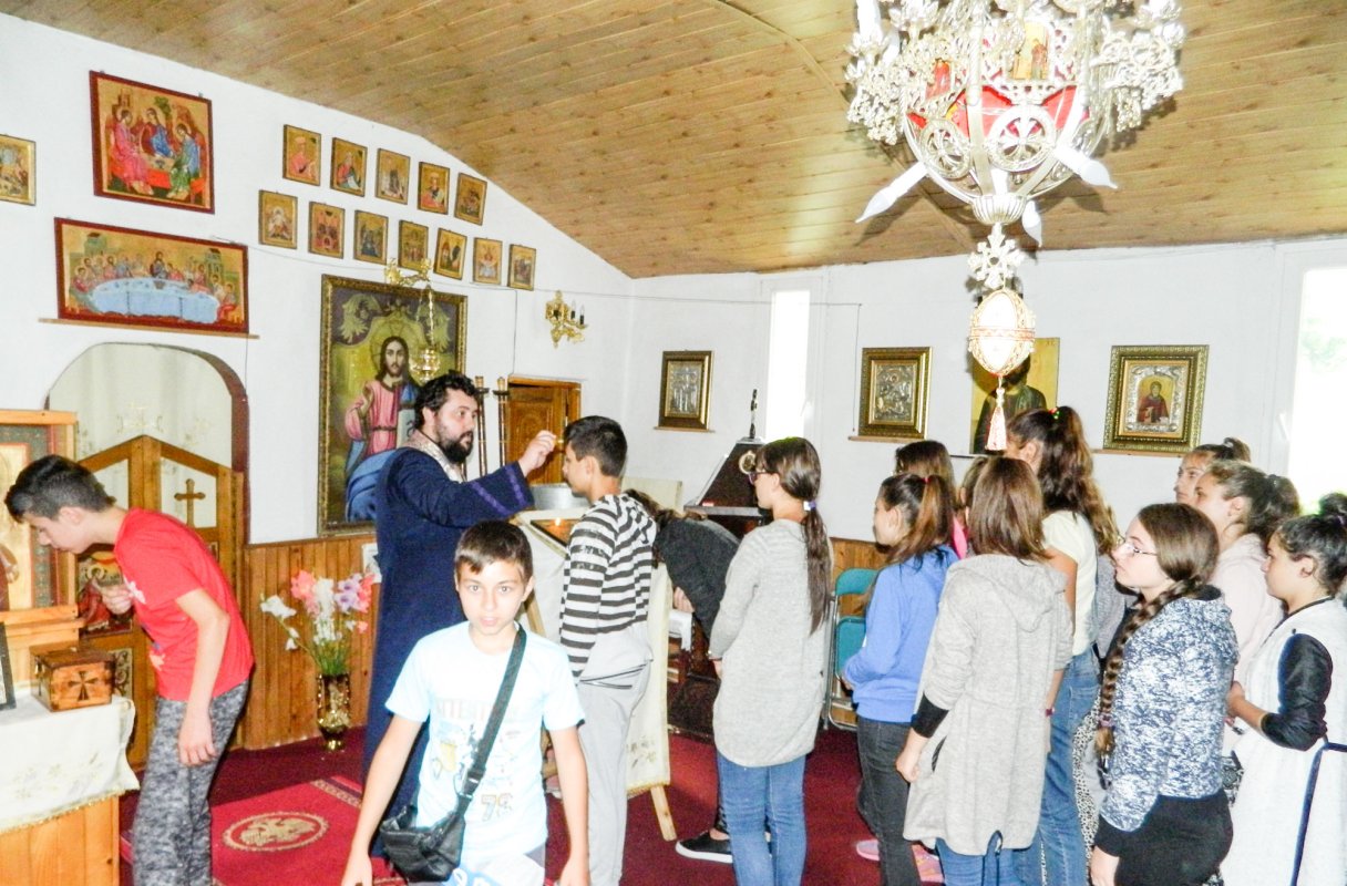 Tabere gratuite pentru elevii merituoși 34559